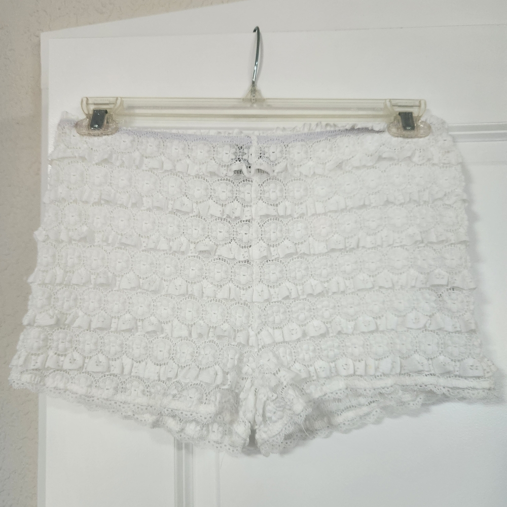 Princess Polly White Lace High Waist Shorts